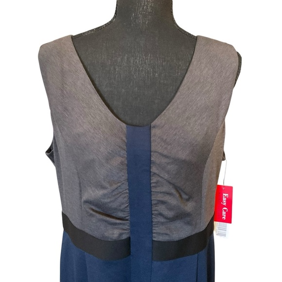 Rafaella Black and Blue Midi Sheath Dress with Sleeveless Design and V-Neckline - Picture 2 of 10